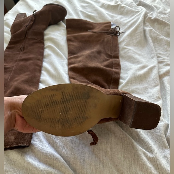 Brown Steve Madden Platform Boots - Barely Worn - Picture 2 of 2